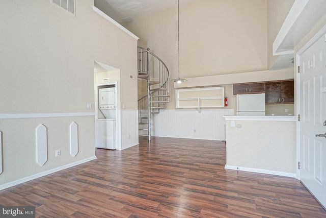 1184 TRISTRAM CIR, Mantua, NJ 08051