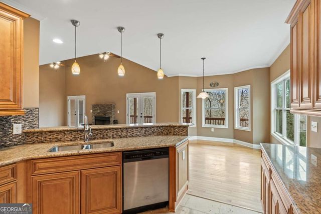 3184 Saint Andrews Way, Ellijay, GA 30536