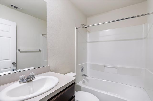 5858 Rosehill Forest Lane, Porter, TX 77365
