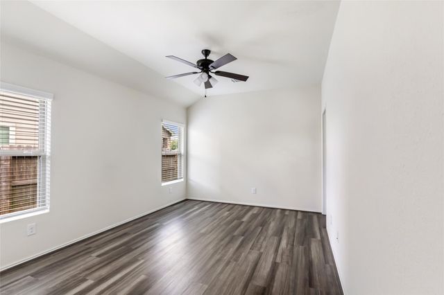 5858 Rosehill Forest Lane, Porter, TX 77365