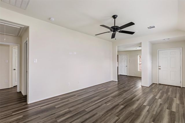 5858 Rosehill Forest Lane, Porter, TX 77365