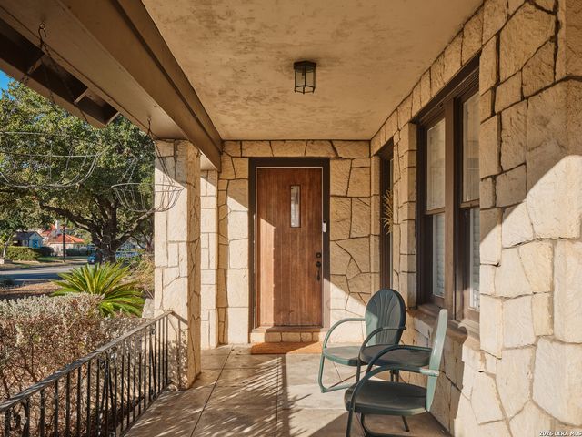 531 Donaldson Avenue, San Antonio, TX 78201