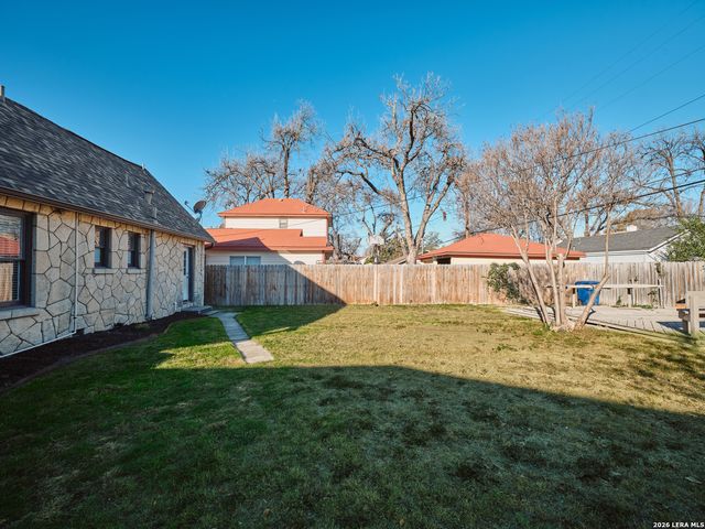 531 Donaldson Avenue, San Antonio, TX 78201