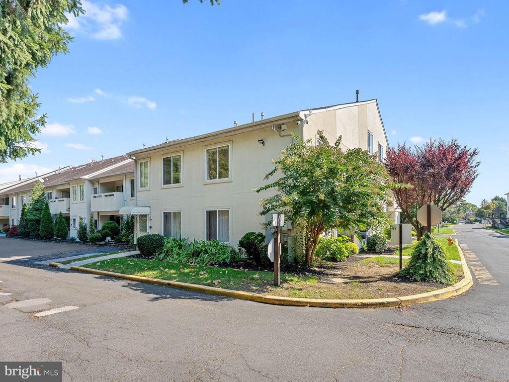 9200 BLUE GRASS RD #H180, PHILADELPHIA, PA 19114 — photo 2