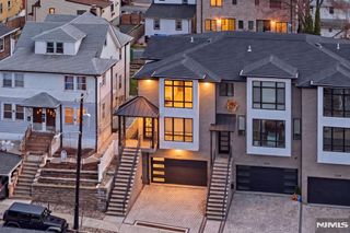 256A 7th Street, Palisades Park, NJ 07650