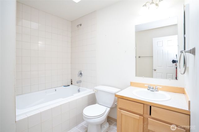 5380 SW Windy Song Way, Port Orchard, WA 98367