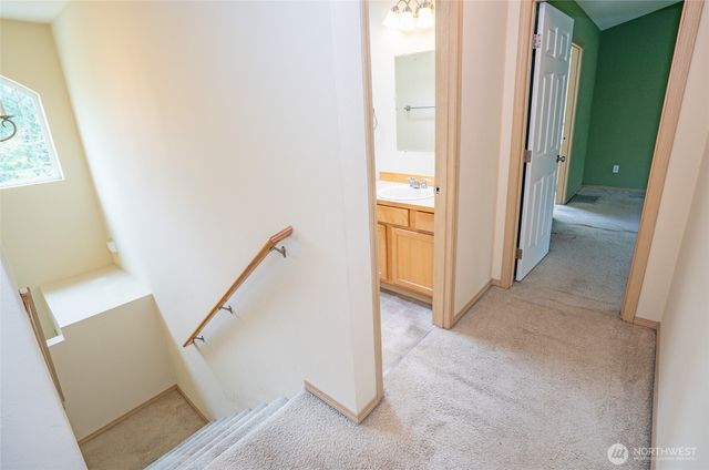 5380 SW Windy Song Way, Port Orchard, WA 98367
