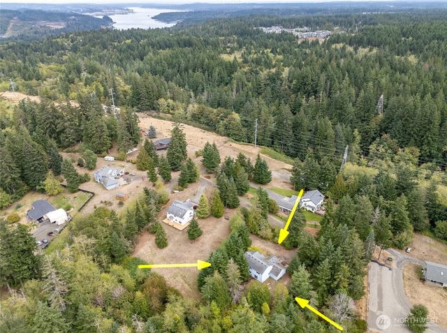 5380 SW Windy Song Way, Port Orchard, WA 98367