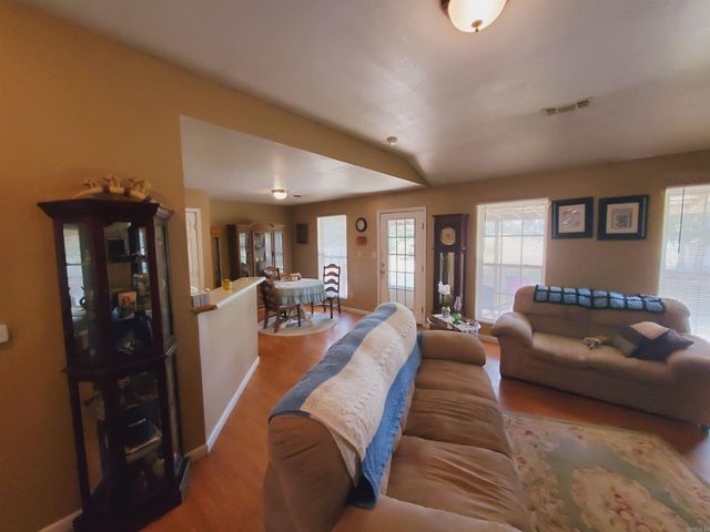 1021 S Stewart Street, Rector, AR 72461