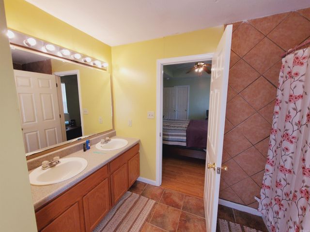 1021 S Stewart Street, Rector, AR 72461