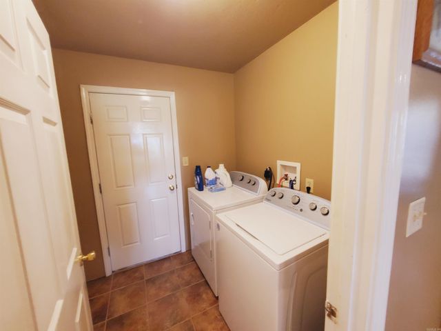 1021 S Stewart Street, Rector, AR 72461