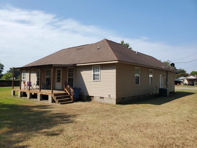 1021 S Stewart Street, Rector, AR 72461