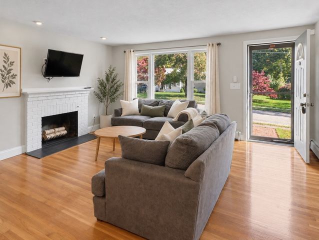 117 Marks St, Rockland, MA 02370