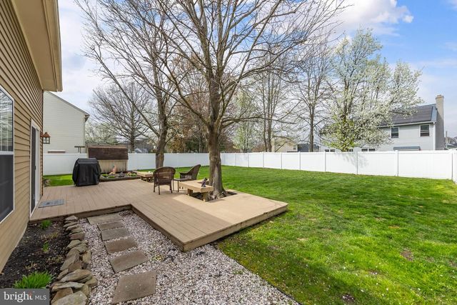 15 STAG RUN, Sewell, NJ 08080