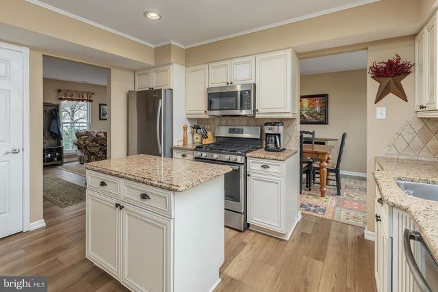 15 STAG RUN, Sewell, NJ 08080