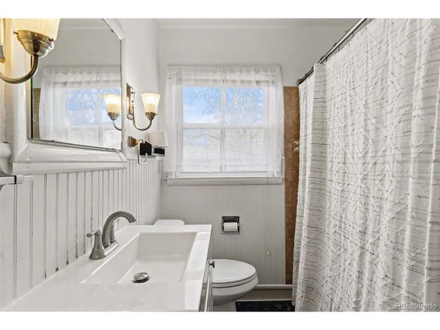 859 S Quieto Way, Denver, CO 80223