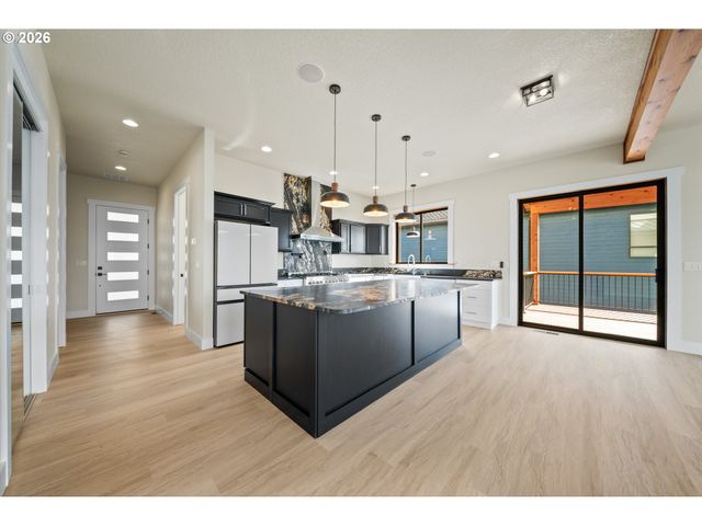 120 VICTORIA Cir, Kalama, WA 98625