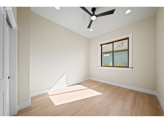 120 VICTORIA Cir, Kalama, WA 98625