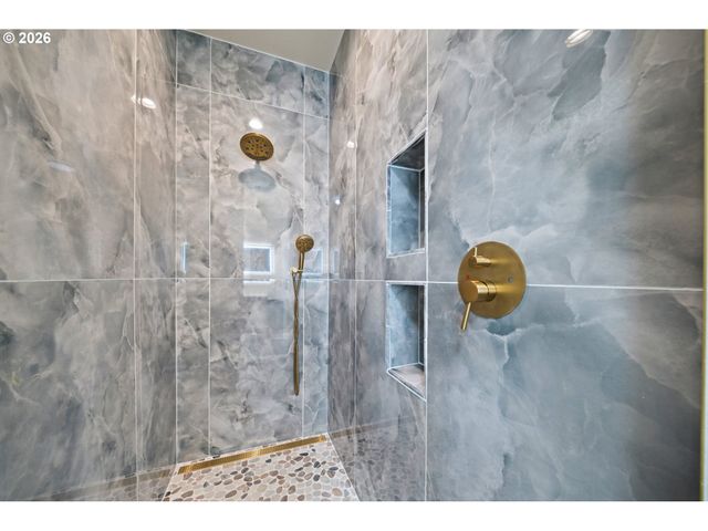 120 VICTORIA Cir, Kalama, WA 98625