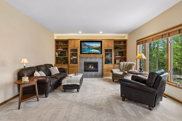 3865 N Ridge Drive, Eagan, MN 55123