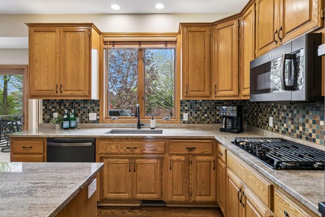 3865 N Ridge Drive, Eagan, MN 55123