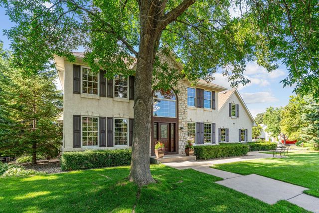 3865 N Ridge Drive, Eagan, MN 55123