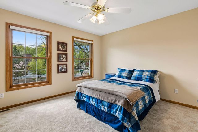 3865 N Ridge Drive, Eagan, MN 55123