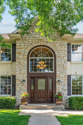 3865 N Ridge Drive, Eagan, MN 55123