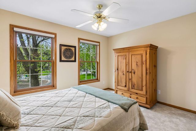 3865 N Ridge Drive, Eagan, MN 55123