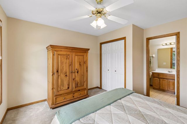 3865 N Ridge Drive, Eagan, MN 55123