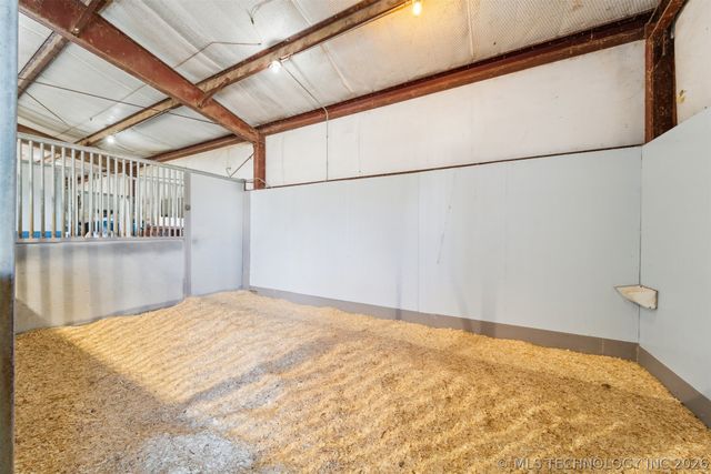 16881 S 4220 Road, Claremore, OK 74017