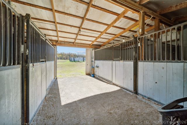 16881 S 4220 Road, Claremore, OK 74017