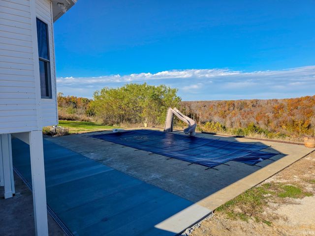 8247 E State Road 54, Bloomfield, IN 47424