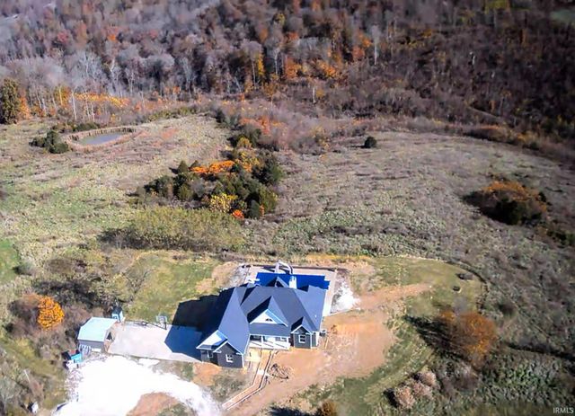 8247 E State Road 54, Bloomfield, IN 47424