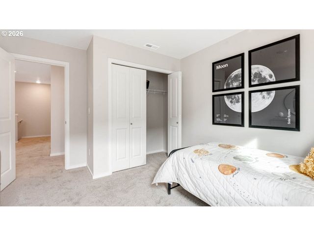 9456 Se 162nd Ave, Happy Valley, OR 97086