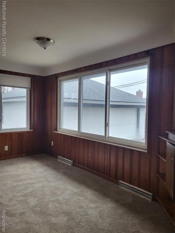 29780 Lorraine Avenue, Warren, MI 48093