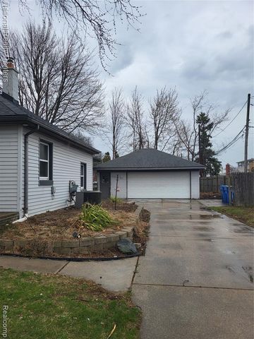 29780 Lorraine Avenue, Warren, MI 48093
