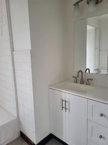 29780 Lorraine Avenue, Warren, MI 48093