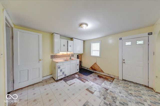 605 Woodruff Place East Drive, Indianapolis, IN 46201