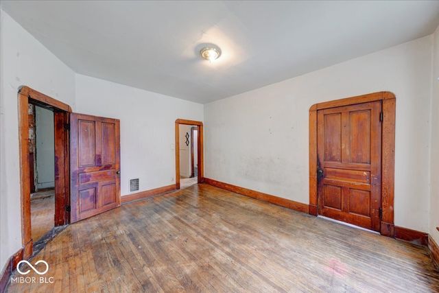 605 Woodruff Place East Drive, Indianapolis, IN 46201