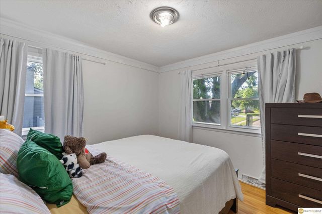 1701 Cascio Drive, Omaha, NE 68005