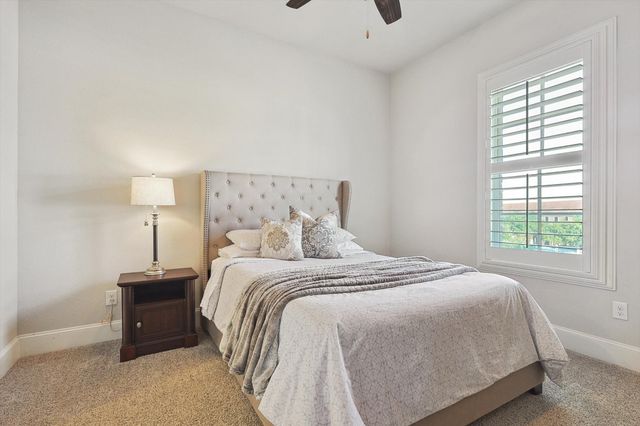 729 Sid Rich Drive, Irving, TX 75039