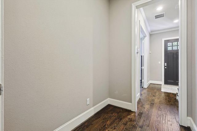 729 Sid Rich Drive, Irving, TX 75039