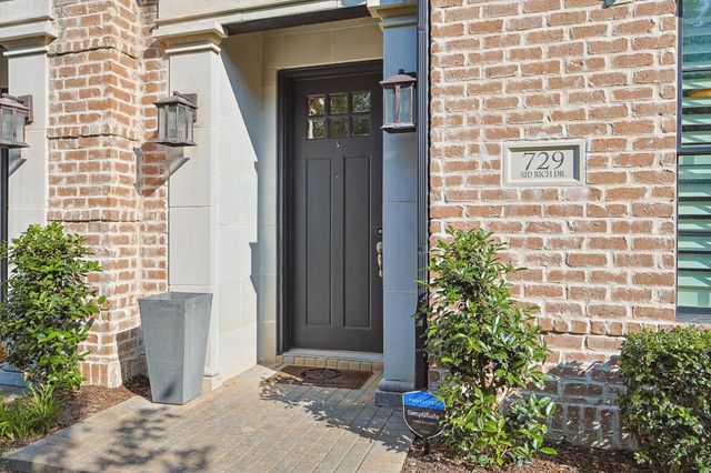 729 Sid Rich Drive, Irving, TX 75039