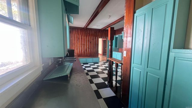 607 N Morrill Street, Morrilton, AR 72110