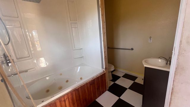 607 N Morrill Street, Morrilton, AR 72110