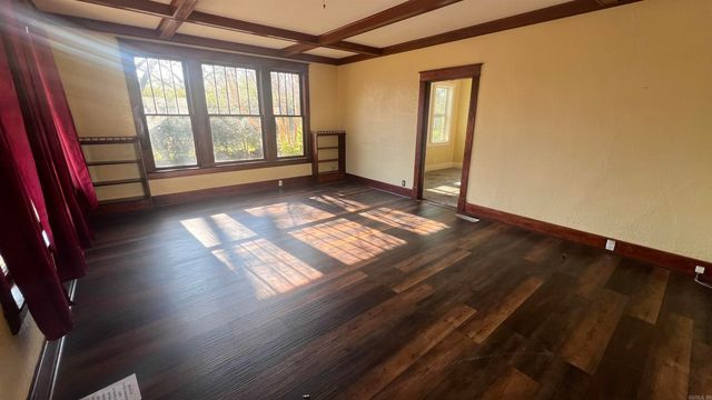 607 N Morrill Street, Morrilton, AR 72110