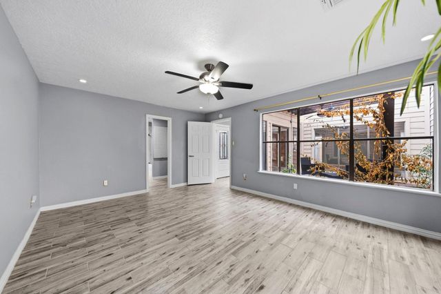 6323 Crakston Street, Houston, TX 77084