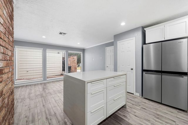 6323 Crakston Street, Houston, TX 77084