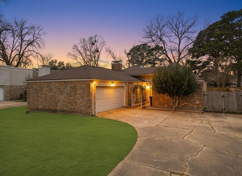 6323 Crakston Street, Houston, TX 77084